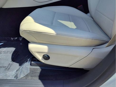 Certified 2025 Mercedes-Benz GLE 350 4MATIC image 11