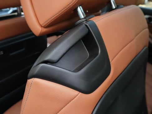 Used 2020 BMW X7 xDrive40i w/ Cold Weather Package AWD/4WD image 39