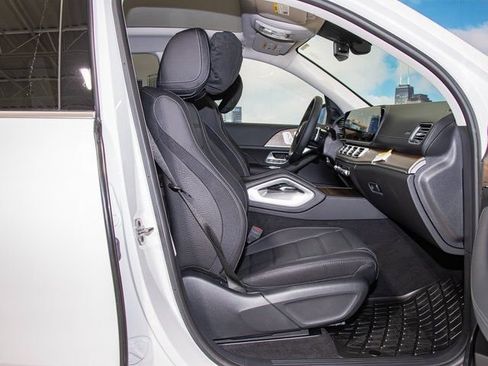 Certified 2026 Mercedes-Benz GLS 450 4MATIC image 21
