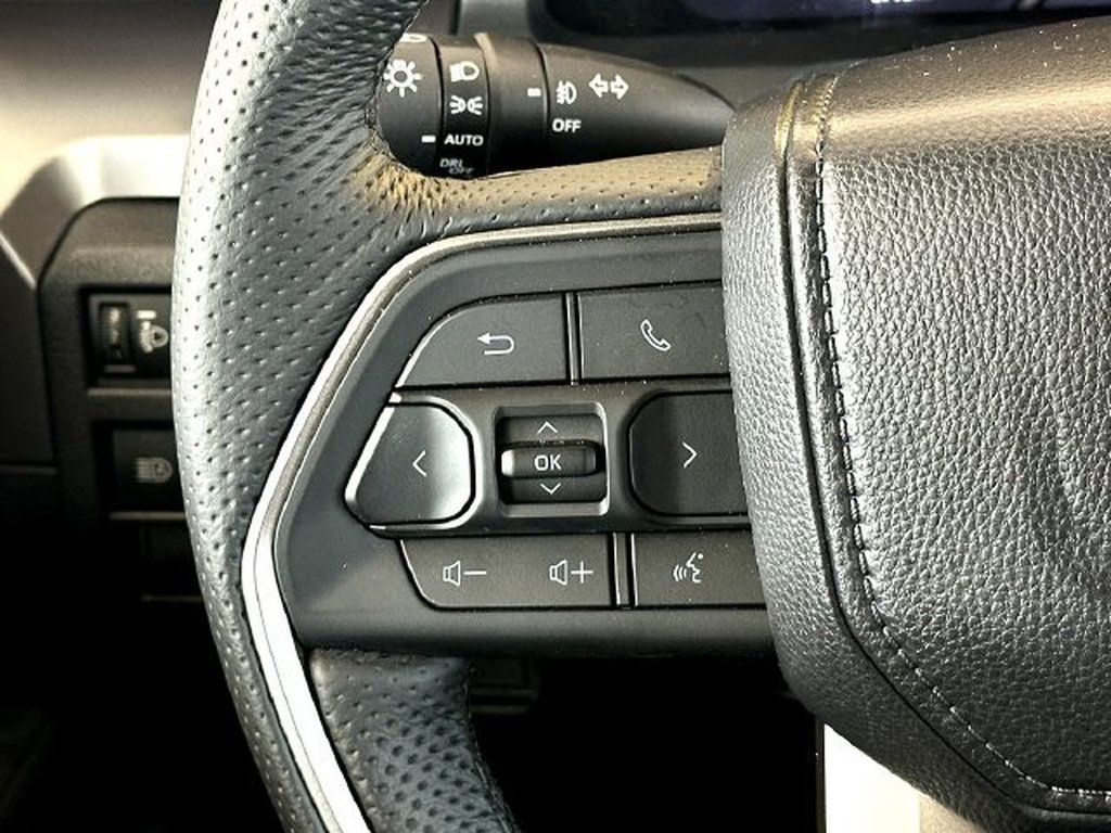 Used 2026 Toyota Tacoma TRD Off-Road AWD/4WD image 22
