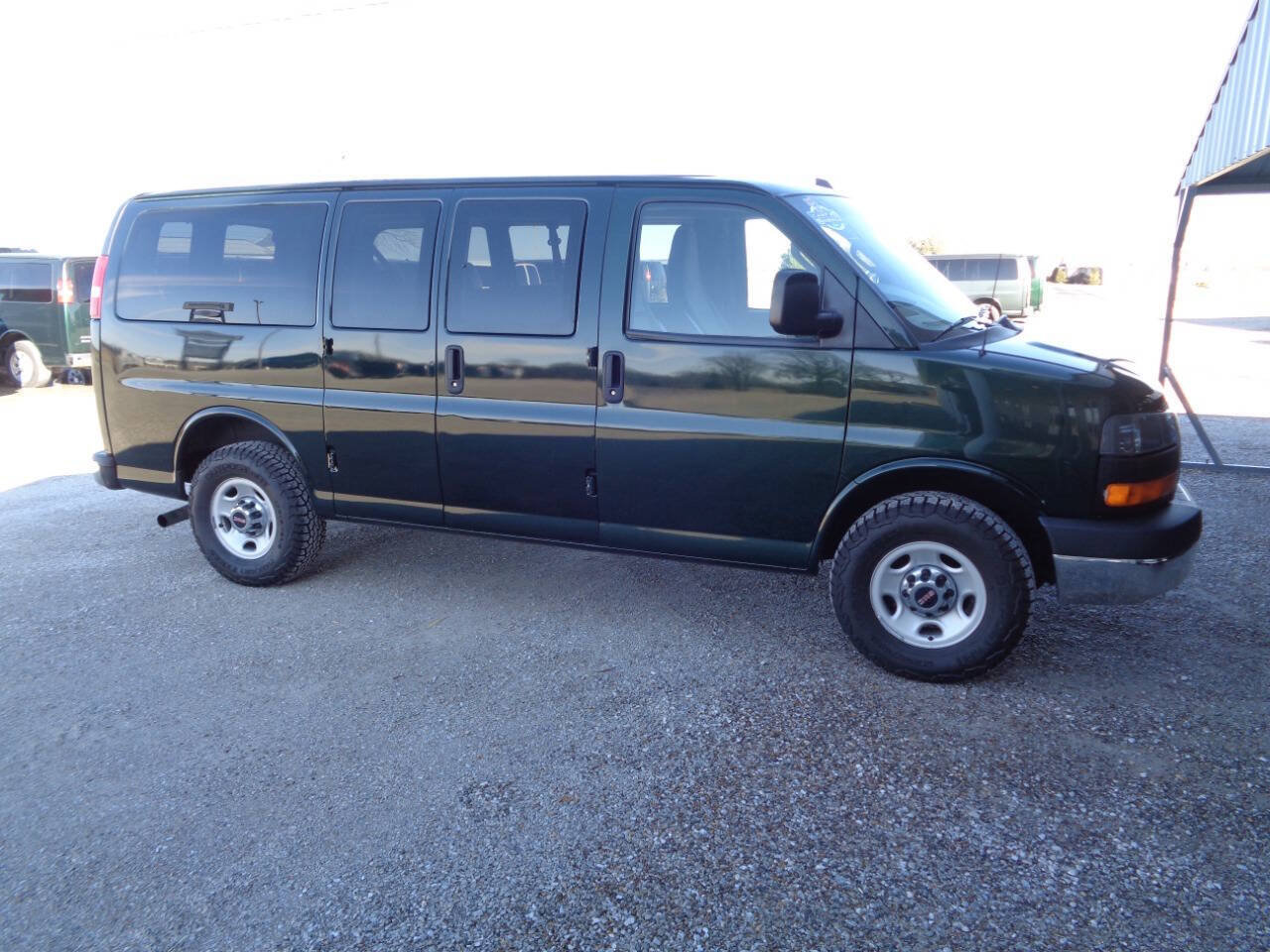 Used 2016 GMC Savana 3500 LT w/ LT Preferred Equipment Group RWD image 70