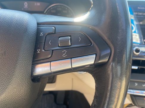 Used 2020 Cadillac CT4 Premium Luxury RWD image 5