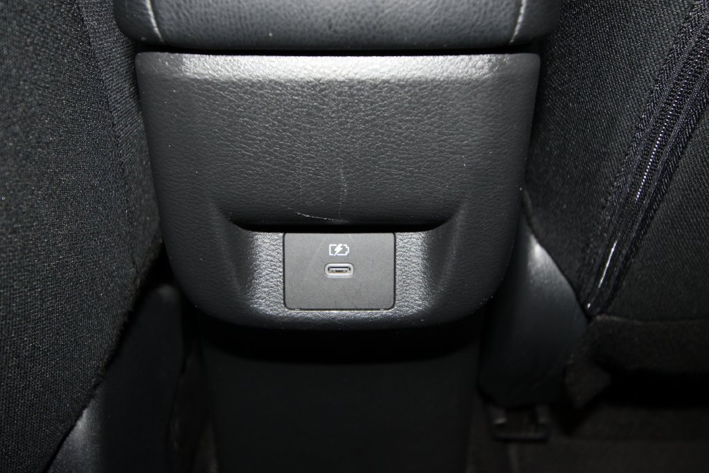 Used 2025 Nissan Versa SV FWD image 24