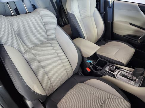 Used 2021 Subaru Forester Premium image 10