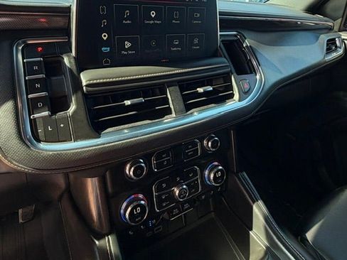 Used 2024 GMC Yukon AT4 w/ Technology Package AWD/4WD image 14