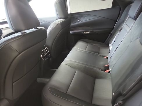 Used 2025 Lexus RX 350 w/ Convenience Package AWD/4WD image 4