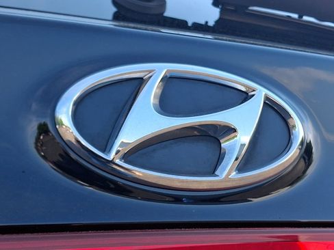 Used 2023 Hyundai Santa Fe Limited AWD/4WD image 31