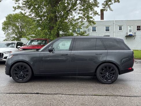Used 2023 Land Rover Range Rover Long Wheelbase SE AWD/4WD image 4
