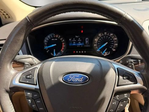 Used 2014 Ford Fusion SE w/ Equipment Group 202A FWD image 9
