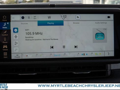 Used 2024 Jeep Gladiator Sport image 18