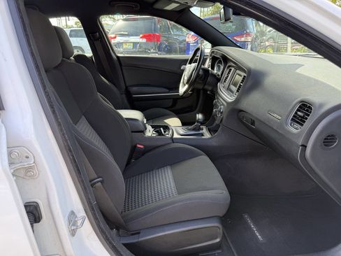 Used 2016 Dodge Charger SE w/ Popular Equipment Group RWD image 20