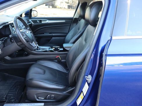 Used 2014 Ford Fusion Energi Titanium w/ Driver Assist Package image 19