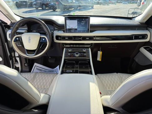 Used 2022 Lincoln Aviator Black Label w/ Dynamic Handling Package image 19