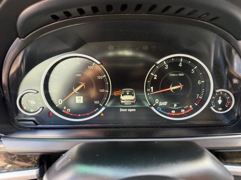 Used 2017 BMW 650i Convertible RWD image 24