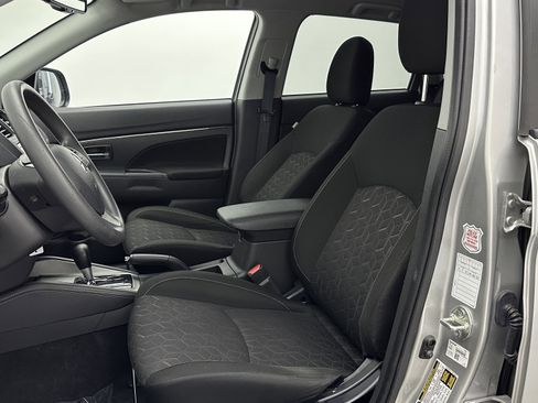 Used 2021 Mitsubishi Outlander Sport S image 12