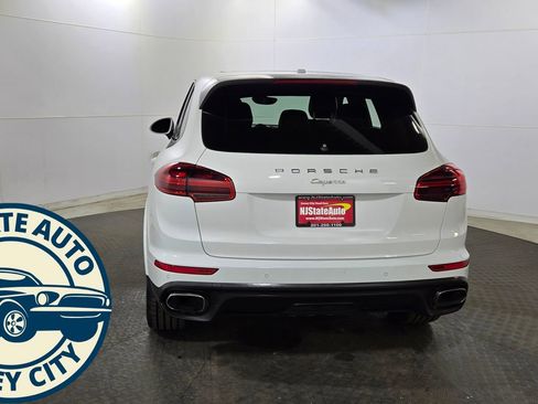 Used 2018 Porsche Cayenne Platinum Edition image 6