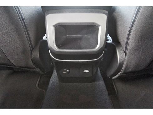 Used 2025 Ford Ranger XLT w/ Equipment Group 301A High AWD/4WD image 15