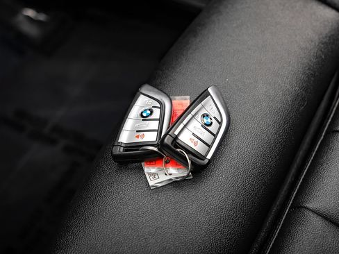 Used 2021 BMW X5 sDrive40i w/ Premium Package RWD image 75