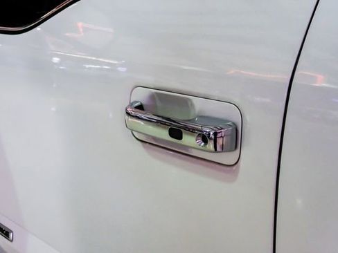 Used 2017 Ford F250 Platinum w/ Platinum Ultimate Package image 41