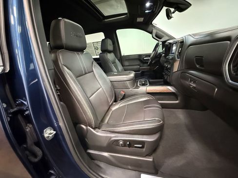 Used 2019 Chevrolet Silverado 1500 High Country AWD/4WD image 13