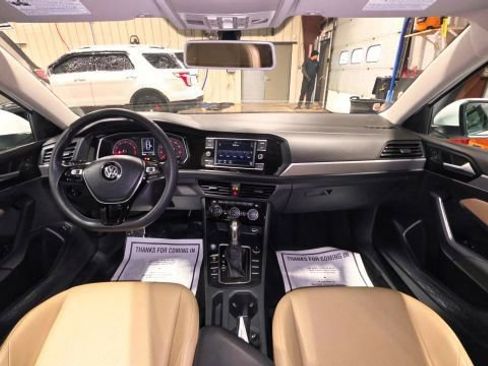 Used 2019 Volkswagen Jetta R-Line image 37