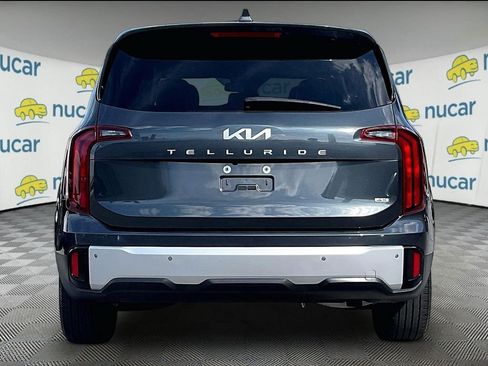 Used 2024 Kia Telluride LX AWD/4WD image 5