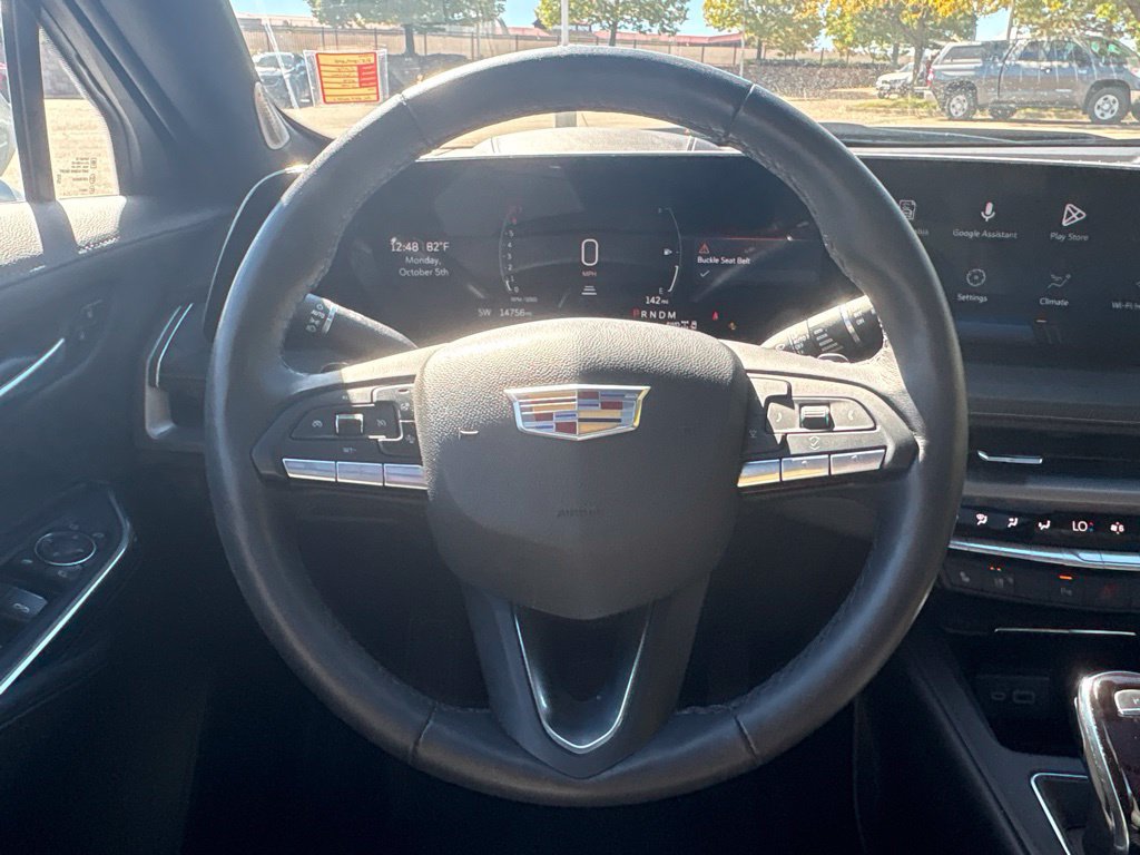 Used 2024 Cadillac XT4 Premium Luxury w/ Active Safety Package AWD/4WD image 12
