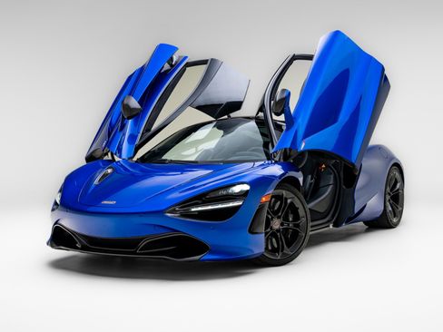 Used 2018 McLaren 720S Performance RWD image 19