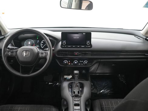Used 2025 Honda HR-V LX image 15