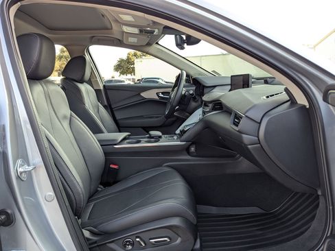 Certified 2025 Acura TLX w/ Technology Package FWD image 28