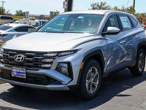 New 2026 Hyundai Tucson Blue SE AWD/4WD image 3