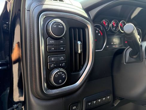 Used 2021 Chevrolet Silverado 1500 LT Trail Boss AWD/4WD image 24