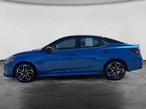 Certified 2024 Nissan Sentra SR w/ SR Premium Package FWD image 5