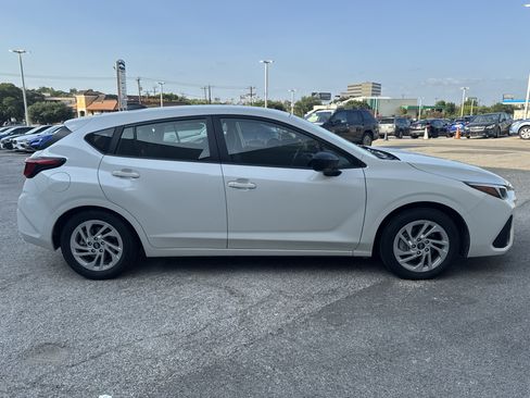 Certified 2024 Subaru Impreza 2.0i AWD/4WD image 3