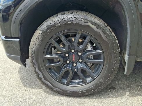 Used 2025 GMC Sierra 1500 Elevation w/ Preferred Package AWD/4WD image 8