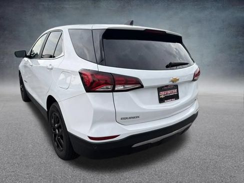 Used 2024 Chevrolet Equinox LT FWD image 9