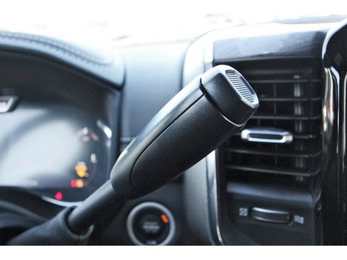 Used 2025 RAM 2500 Laramie image 30