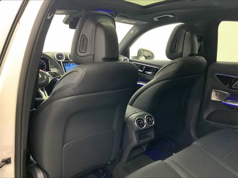 New 2026 Mercedes-Benz GLC 300 4MATIC image 18