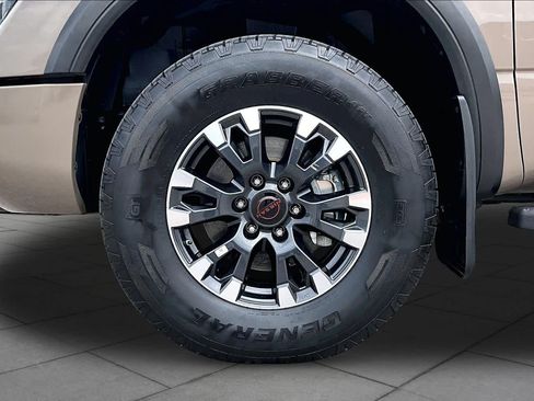 Used 2024 Nissan Titan PRO-4X w/ Off Road Protection Package AWD/4WD image 11