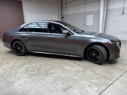 Used 2025 Mercedes-Benz S 580 S 580 image 6