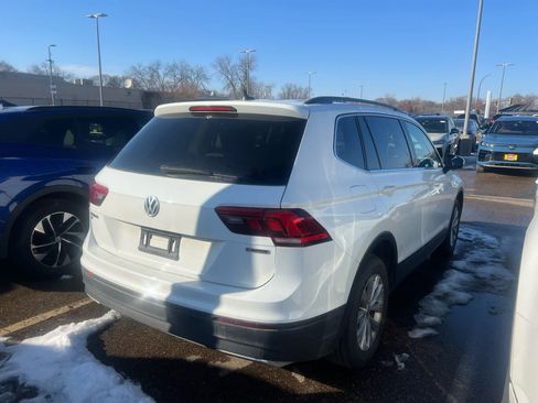 Used 2019 Volkswagen Tiguan SE AWD/4WD image 4