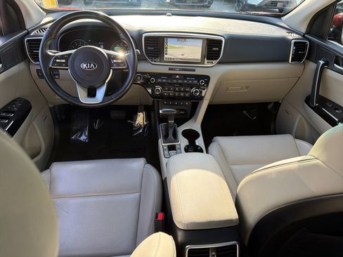 Used 2022 Kia Sportage EX w/ EX Technology Package FWD image 15