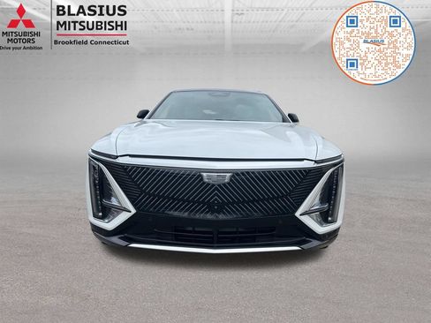 Used 2024 Cadillac Lyriq Luxury w/ LPO, Floor Liner Package AWD/4WD image 20