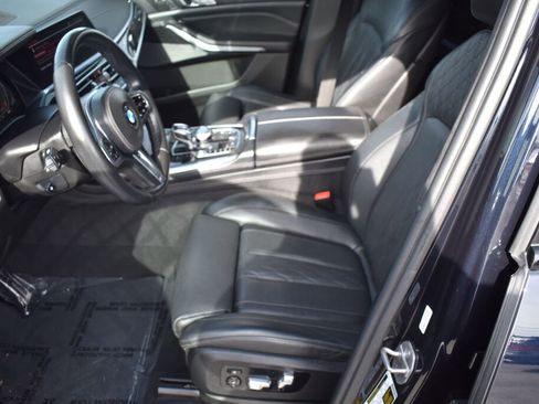 Used 2019 BMW X7 xDrive50i w/ M Sport Package image 15