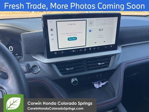 Used 2025 Ford Explorer ST-Line w/ ST-Line Street Pack image 12