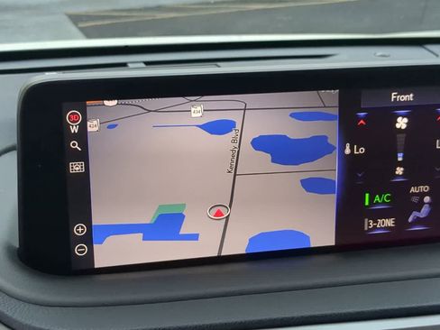 Used 2022 Lexus RX 350L Premium image 29