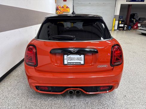 Used 2019 MINI Cooper S w/ Premium Package image 48
