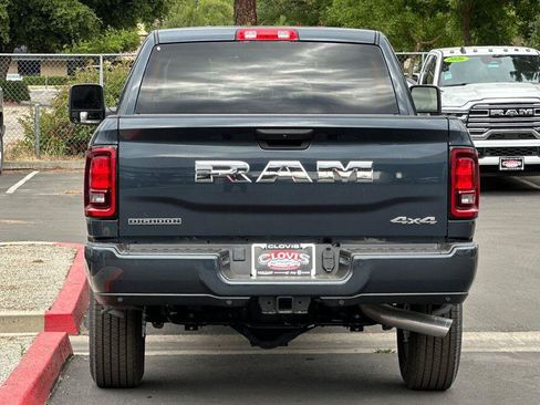 New 2026 RAM 2500 Big Horn AWD/4WD image 5