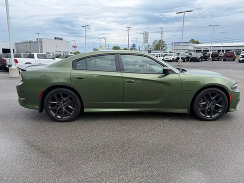 Certified 2022 Dodge Charger R/T RWD image 6