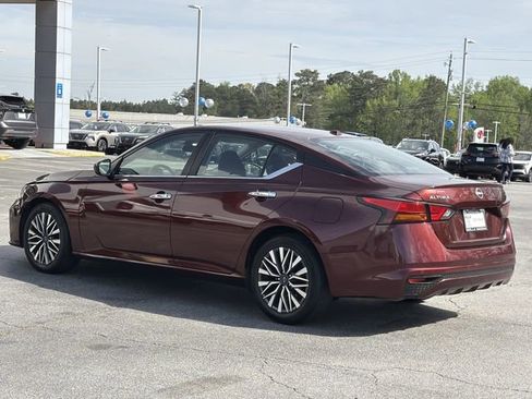 Certified 2023 Nissan Altima 2.5 SV FWD image 19